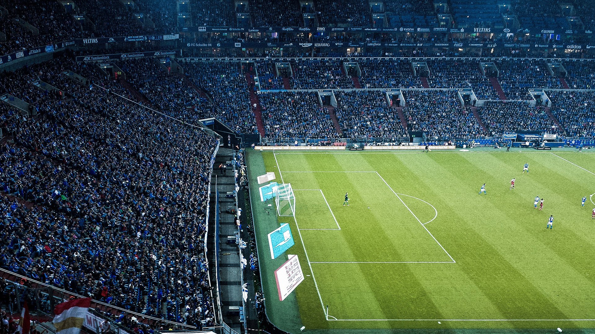 九游体育电竞官网-影视与F1：明星赛车纪录片引发关注，赛车的影视